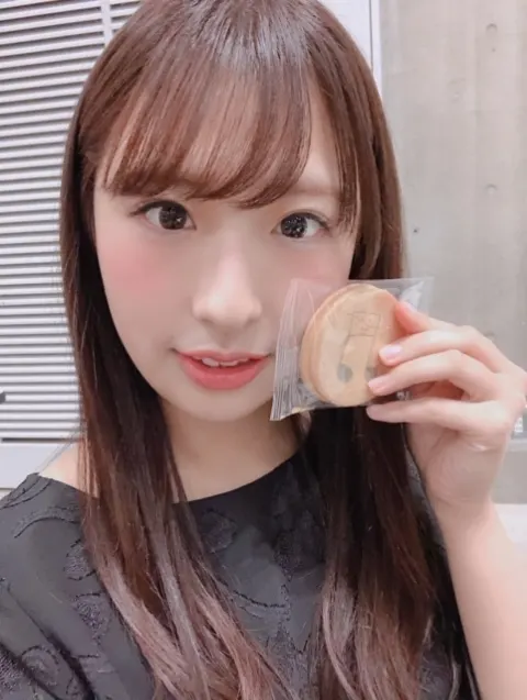 井口 眞緒｜久しぶりのスナック眞緒🥞（2019-06-05）