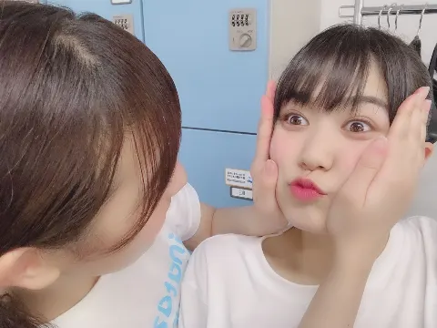 井口 眞緒｜見てね💕💕15時スタート🥛（2019-06-11）｜6枚目