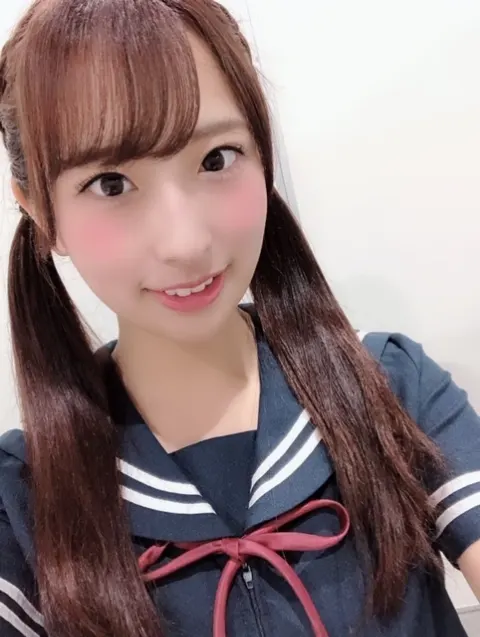 井口 眞緒｜握手会（2019-06-30）｜2枚目
