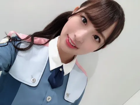 井口 眞緒｜握手会（2019-06-13）｜3枚目