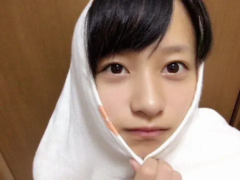 影山 優佳｜風が強うございますな（2016-08-09）｜2枚目