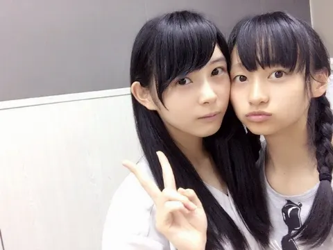 影山 優佳｜タイ、メデタイ、捜シタイ(´･_･`)笑（2016-09-07）｜2枚目