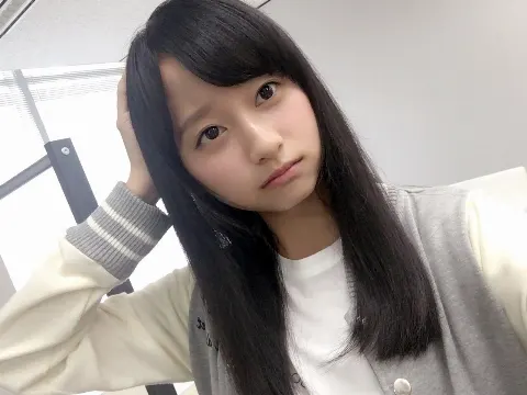 影山 優佳｜きょ〜うはエジルのたんじょ〜び〜♪笑（2016-10-16）