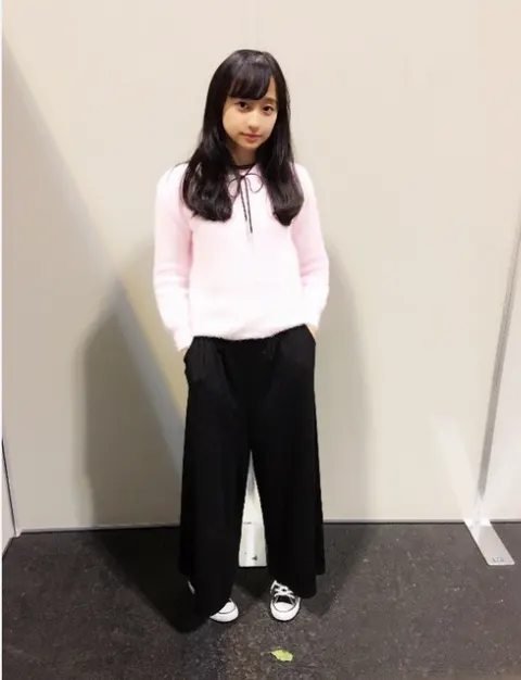 影山 優佳｜あくしゅかいすたーとだぜ。（2016-12-18）｜2枚目