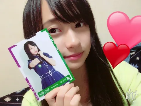 影山 優佳｜おんなじふうけいで…でもっ。（2016-12-25）｜4枚目