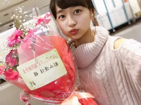 影山 優佳｜まさかのぉぉぉ。203。（2017-02-27）｜4枚目