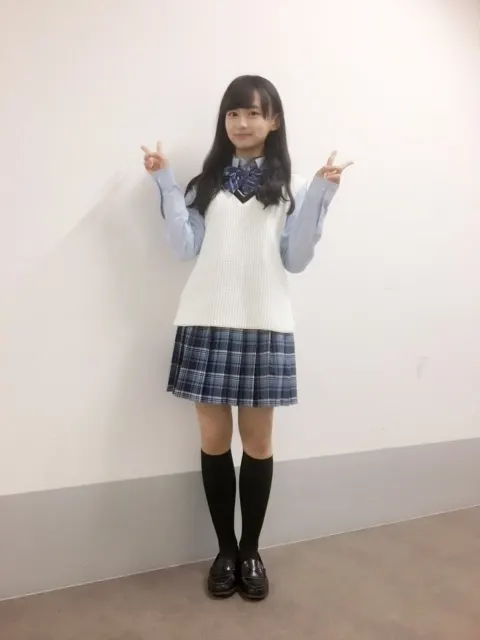 影山 優佳｜ぶるーあいずほわいとどらごん。244。（2017-04-08）｜2枚目