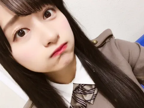 影山 優佳｜なんちって。256。（2017-04-20）｜2枚目