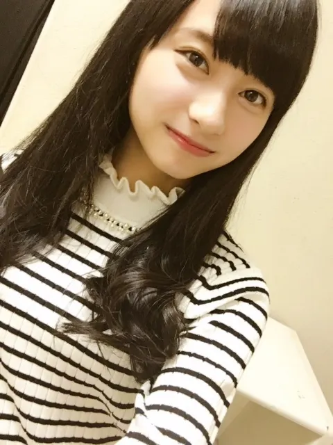 影山 優佳｜にくにくにくにくにく。290。（2017-05-19）｜4枚目