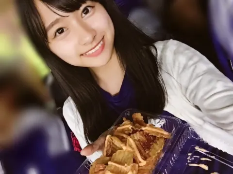 影山 優佳｜ぴっちぴち。312。（2017-06-09）｜3枚目