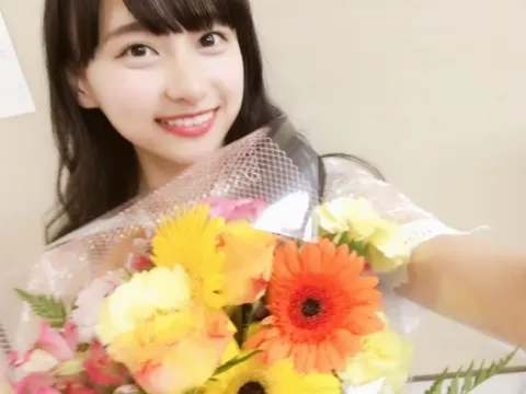 影山 優佳｜たたくとおす。323。（2017-06-23）｜2枚目