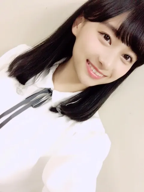 影山 優佳｜ぶぃ。379。（2017-08-21）