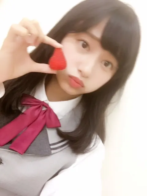 影山 優佳｜さび。422。（2017-10-18）｜2枚目