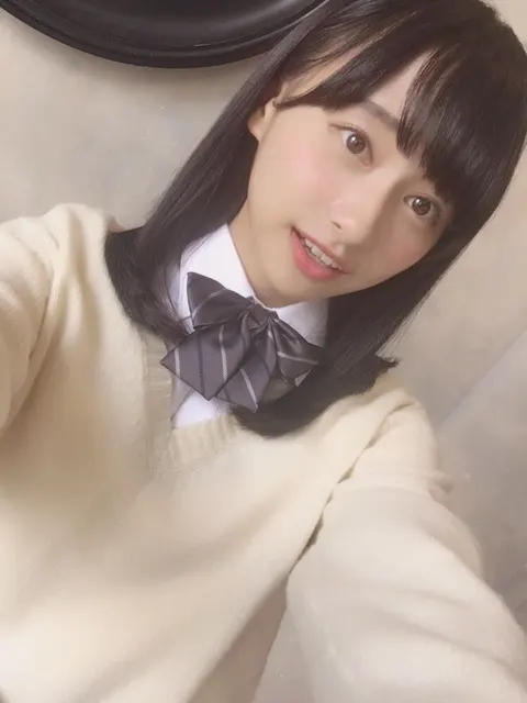 影山 優佳｜ついばむ。429。（2017-10-25）