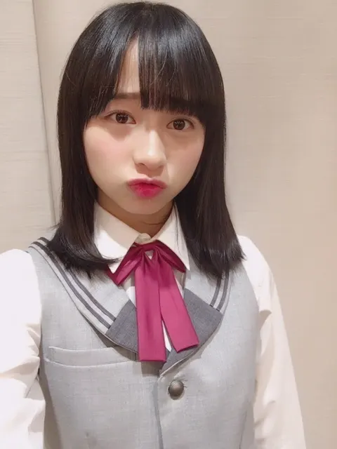影山 優佳｜おおー。500。（2018-01-21）｜4枚目