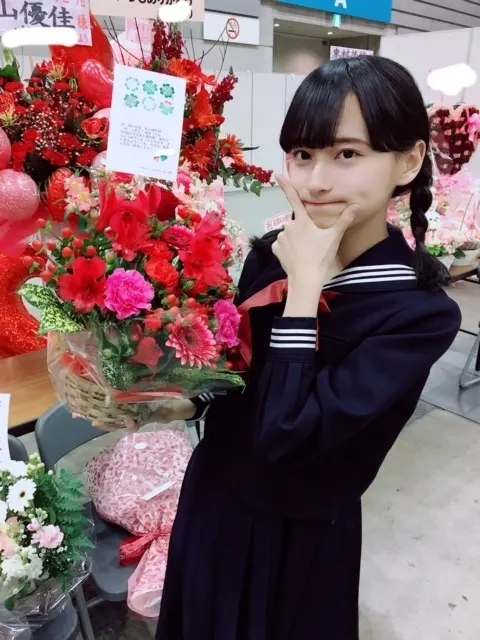 影山 優佳｜しゅしゅしゅ。540。（2018-03-16）｜4枚目
