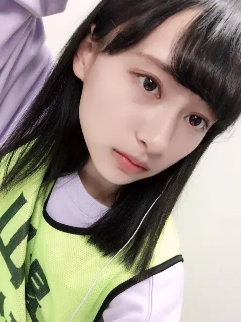影山 優佳｜めるしー。565。（2018-04-10）｜2枚目