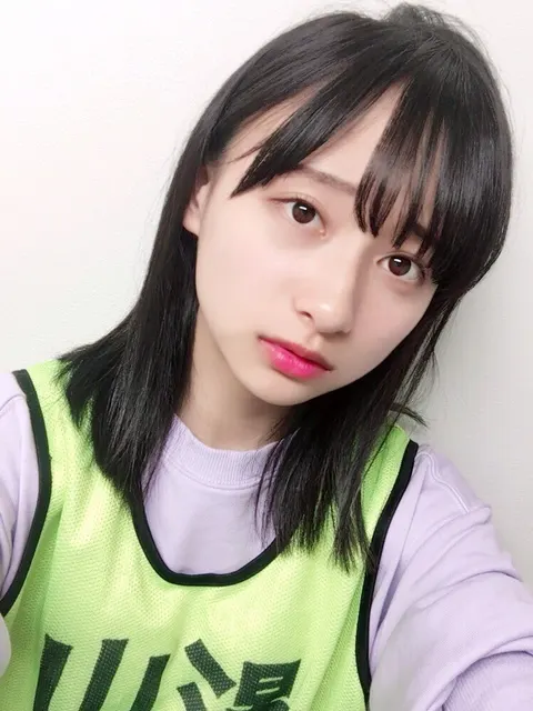 影山 優佳｜ひとつ。557。（2018-04-14）｜2枚目