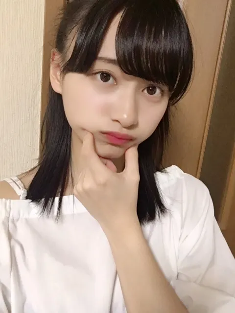 影山 優佳｜でます。577。（2018-04-29）｜3枚目