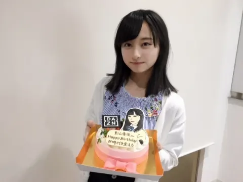 影山 優佳｜じぇい。584。（2018-05-06）｜3枚目