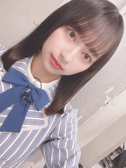 影山 優佳｜あかあか（2020-10-30）｜3枚目