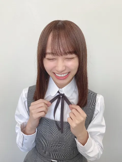 影山 優佳｜あしあと（2021-05-05）｜3枚目