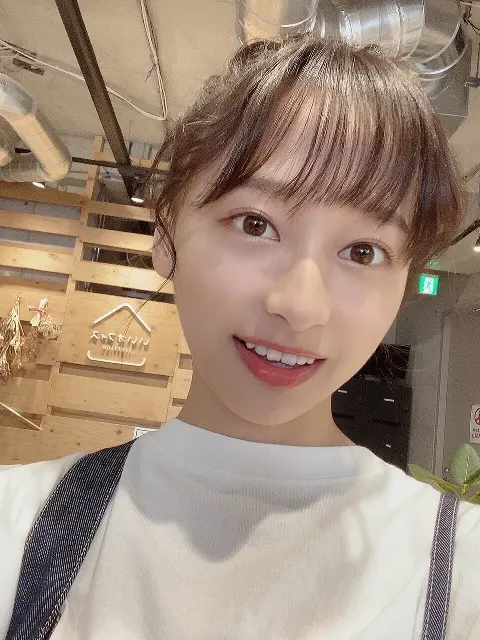 影山 優佳｜あざとくて（2021-08-14）｜3枚目