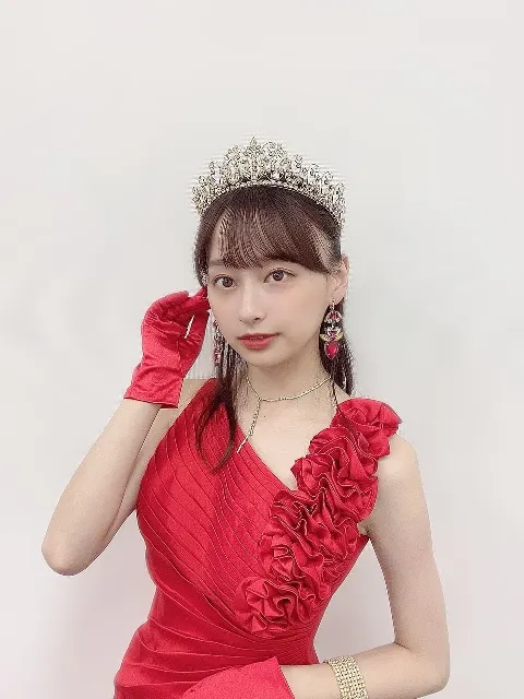 影山 優佳｜あかいな（2021-09-25）｜2枚目