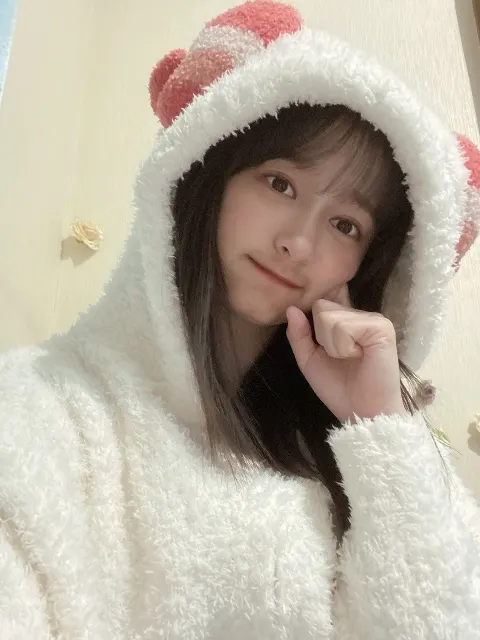 影山 優佳｜じぇらーる（2022-01-29）｜3枚目