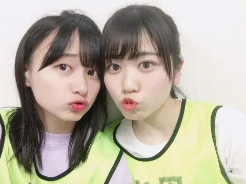 影山 優佳｜ここでまってるよん（2022-03-07）｜2枚目