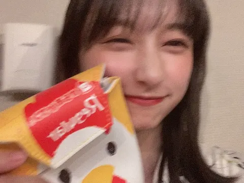 影山 優佳｜からあげくんさん（2022-04-15）｜3枚目