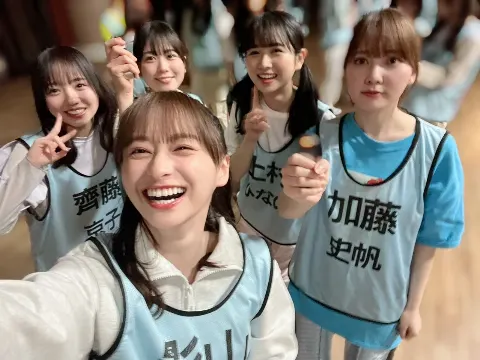 影山 優佳｜おやす〜（2023-05-13）｜4枚目
