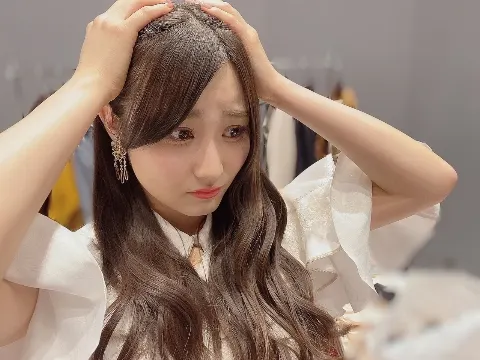 影山 優佳｜かわいいねみんな（2022-01-04）｜4枚目