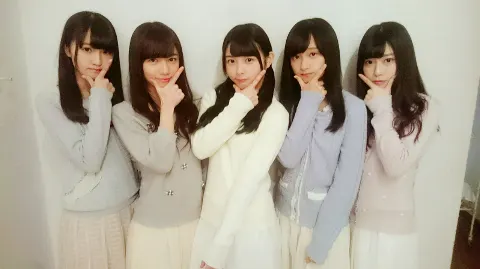 柿崎 芽実｜復活！＼＼\\٩( 'ω' )و //／／（2017-01-29）｜2枚目