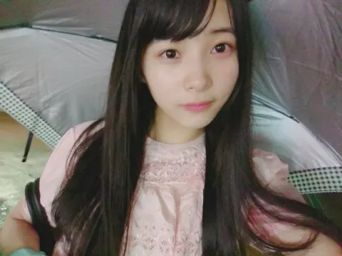 柿崎 芽実｜花火の日なのに雨が降ったね。（2017-08-08）｜3枚目