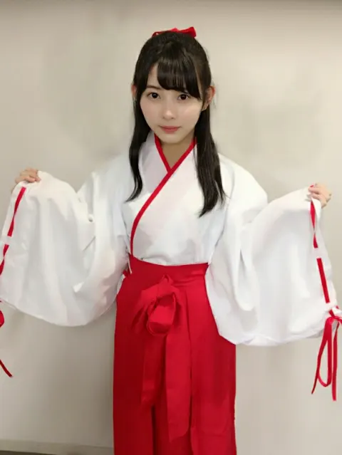柿崎 芽実｜2018年初握手会👏（2018-01-10）｜3枚目