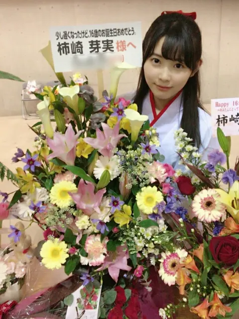 柿崎 芽実｜2018年初握手会👏（2018-01-10）｜4枚目