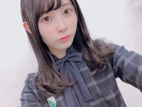 柿崎 芽実｜姫林檎（2018-04-22）｜4枚目
