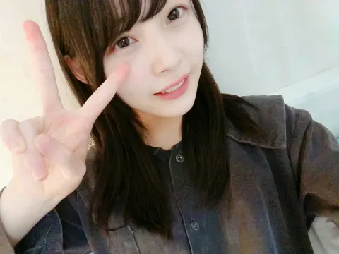 柿崎 芽実｜二周年🎊（2018-05-09）｜3枚目