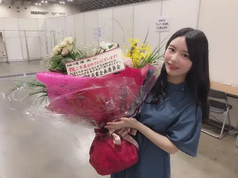 柿崎 芽実｜ありがとう💐（2019-08-12）｜2枚目