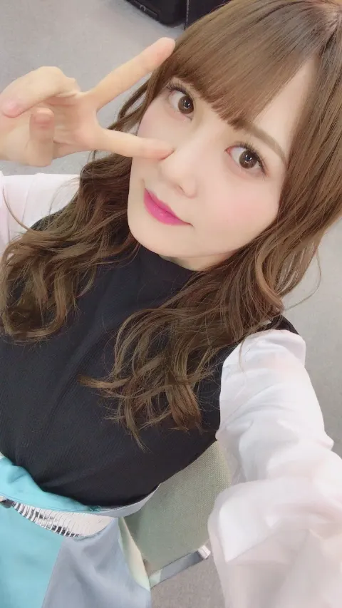 加藤 史帆｜受付中！急げ〜(・ω・)！！（2018-02-09）