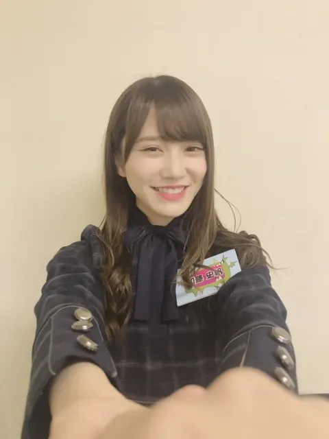 加藤 史帆｜待ってます(・ω・)（2018-05-10）｜3枚目