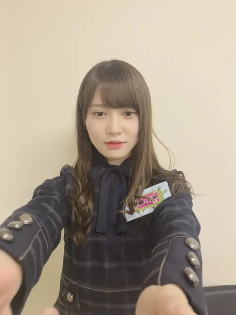 加藤 史帆｜待ってます(・ω・)（2018-05-10）