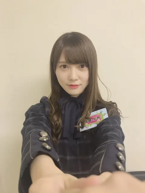 加藤 史帆｜待ってます(・ω・)（2018-05-10）｜2枚目