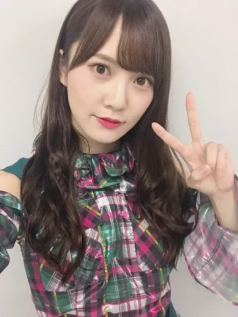 加藤 史帆｜最近寝言がひどくて困ってます。よくホテルで一緒の部屋になる佐々木久美いつもごめんね(・ω・)（2018-07-31）｜4枚目