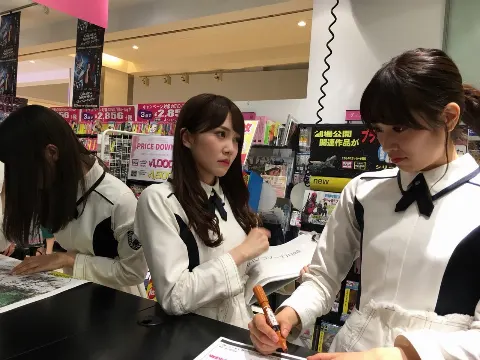 加藤 史帆｜クールあんぽんたんこと加藤史帆です(・ω・)（2018-07-22）｜4枚目