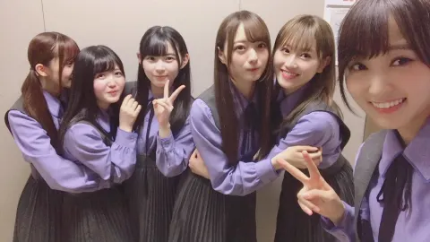 加藤 史帆｜ねえねえ一緒にクリスマス過ごそうよ〜(・ω・)（2018-11-21）｜2枚目