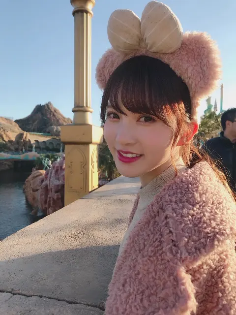 加藤 史帆｜(・ω・)（2019-01-31）｜3枚目