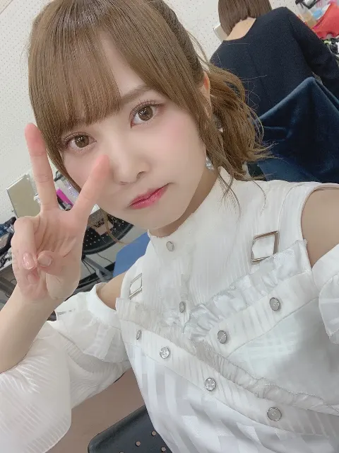 加藤 史帆｜あしたたのしみ(・ω・)（2020-01-11）｜2枚目