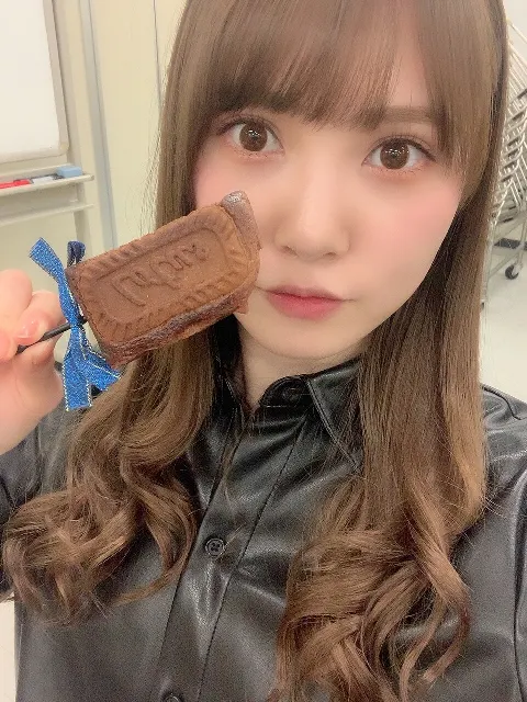 加藤 史帆｜🌸(・ω・)（2020-02-13）｜2枚目